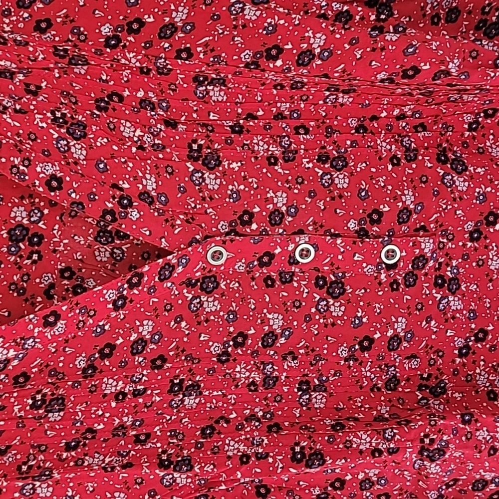 Westport Floral Red & Blue Top, Size 1X, Soft - Picture 4 of 7